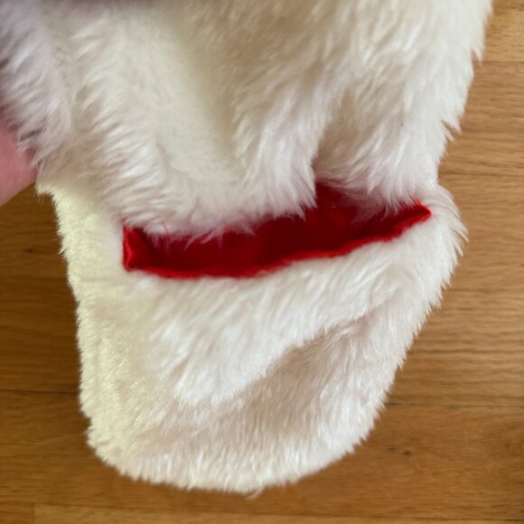 Hello Kitty Adult Hooded Wrap Scarf with Mittens - Picture 5 of 13